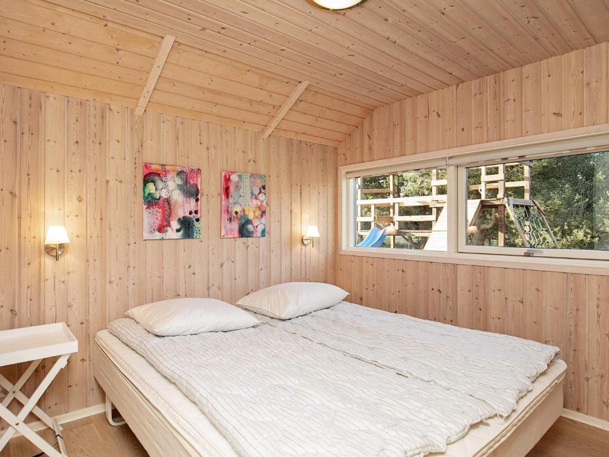 Three-Bedroom Holiday Home In Rodby 38 Kramnitse Exterior photo